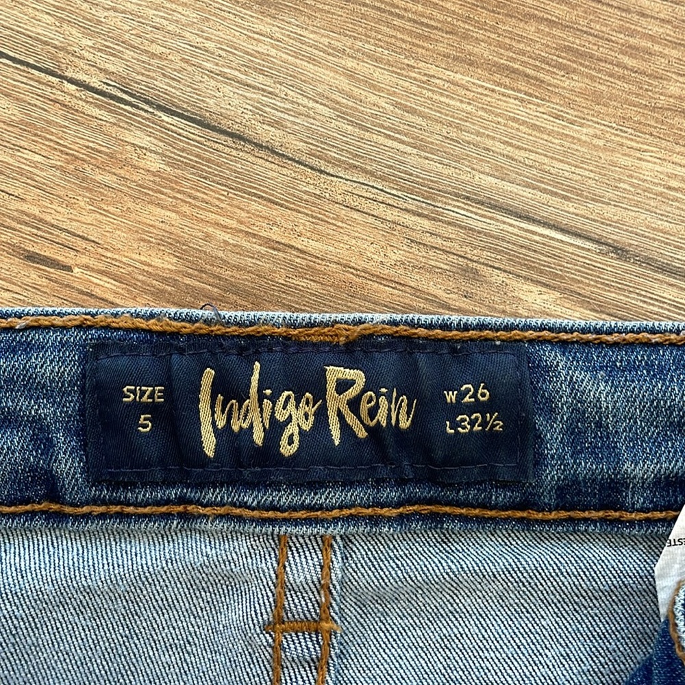 Jeans - Picture 2 of 4